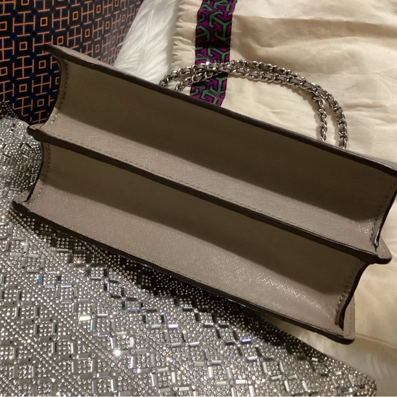 Tory Burch purse - Picture 12 of 14